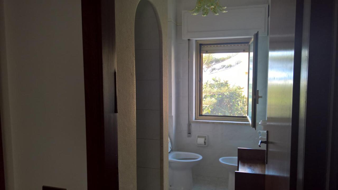 Suite Fronte Spiaggia - 50M Dalla Spiaggia Trapani Exterior photo